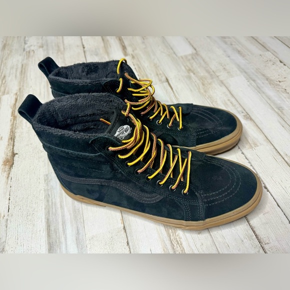 Vans Other - Vans SK8-Hi Skateboarding Shoes 721454 Triple Black/Gum Sz 11